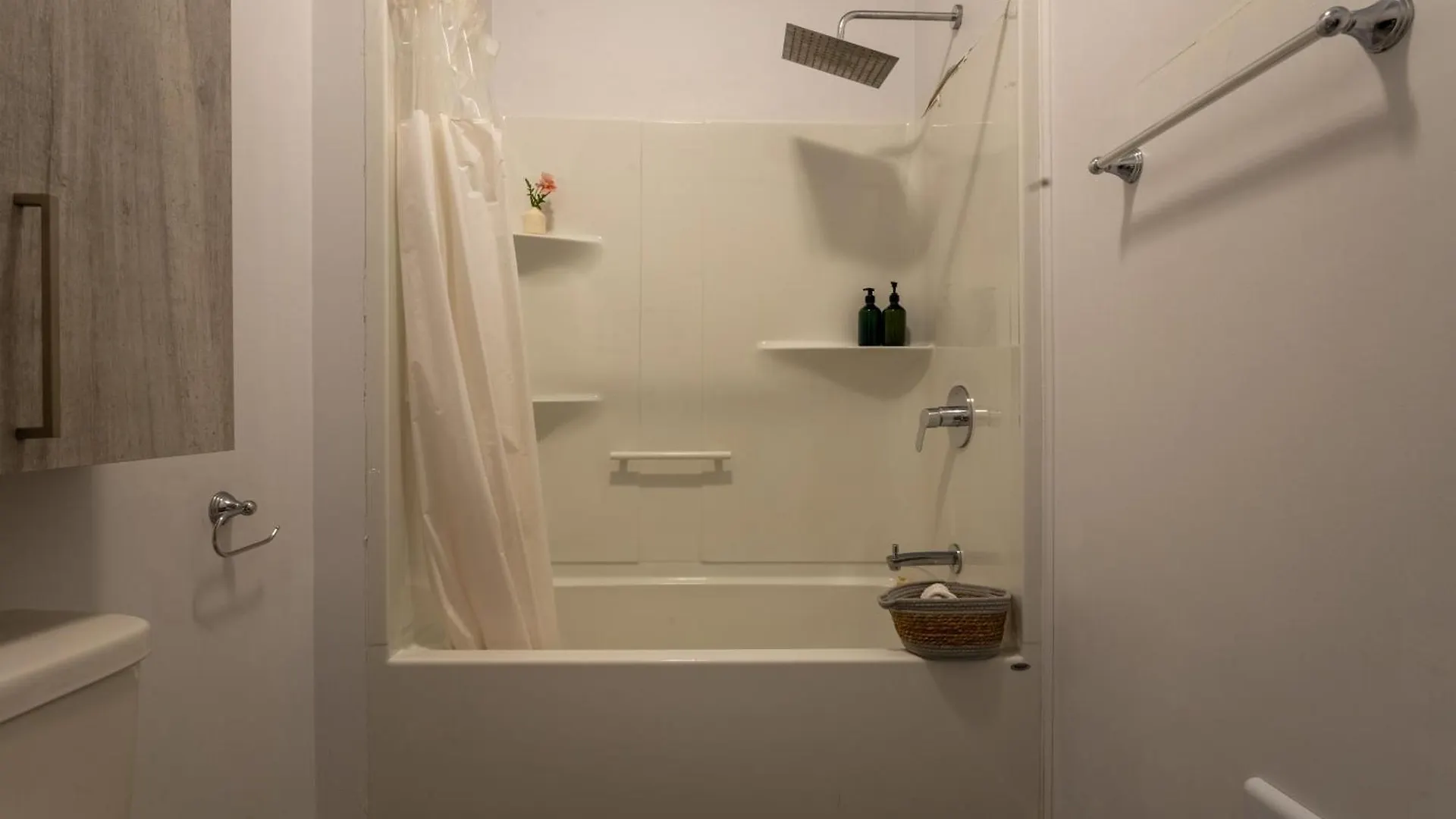 Bright And Beautiful 3 Bedroom In Griffintown Montreal 0*,