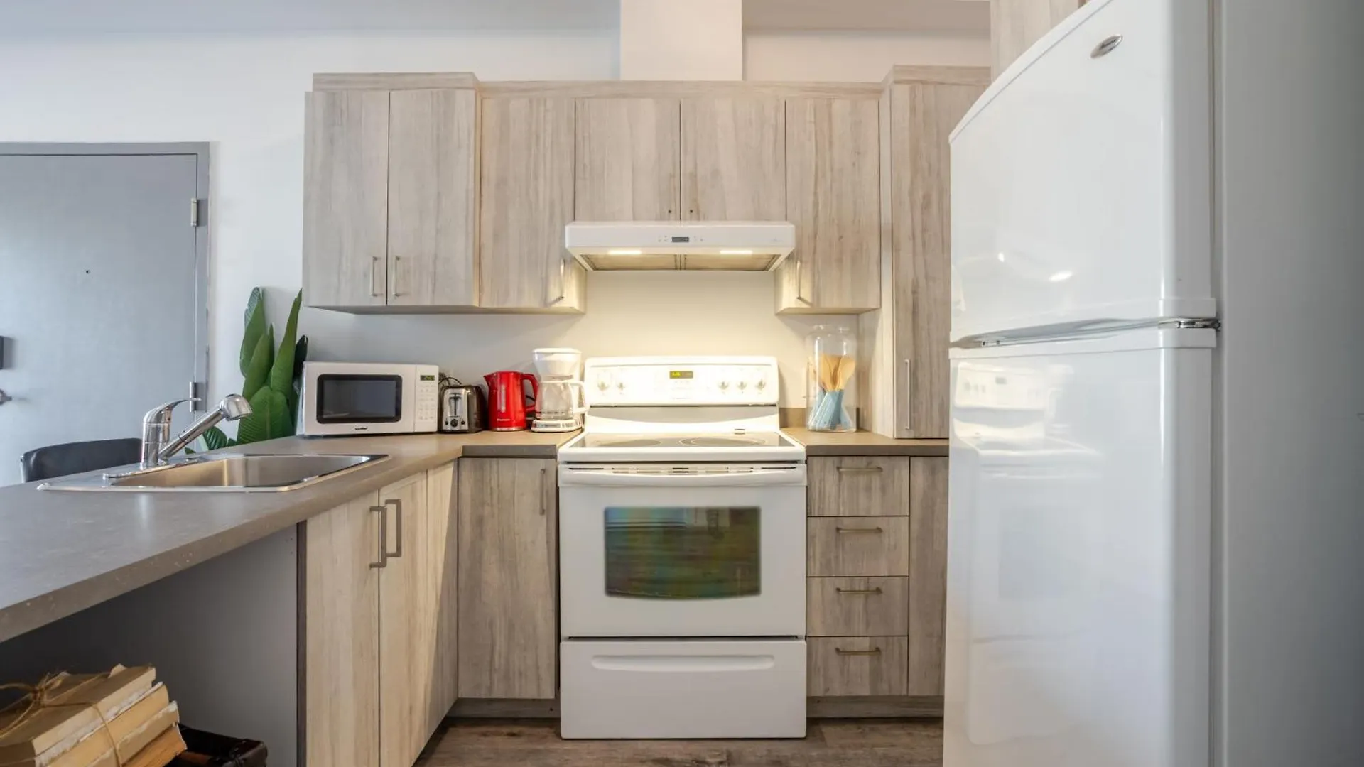 Apartament Bright And Beautiful 3 Bedroom In Griffintown Montreal